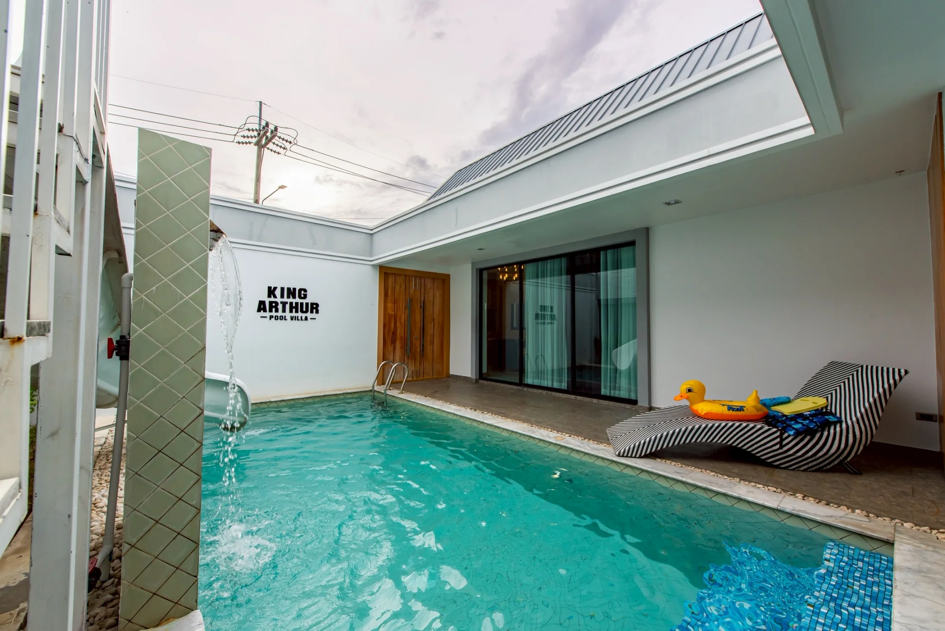 King Arthur Pool Villa พูลวิลล่าชลบุรี รูปที่ 3