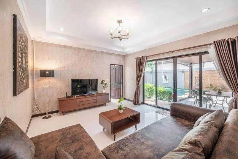 Mayfair รูปที่ 14