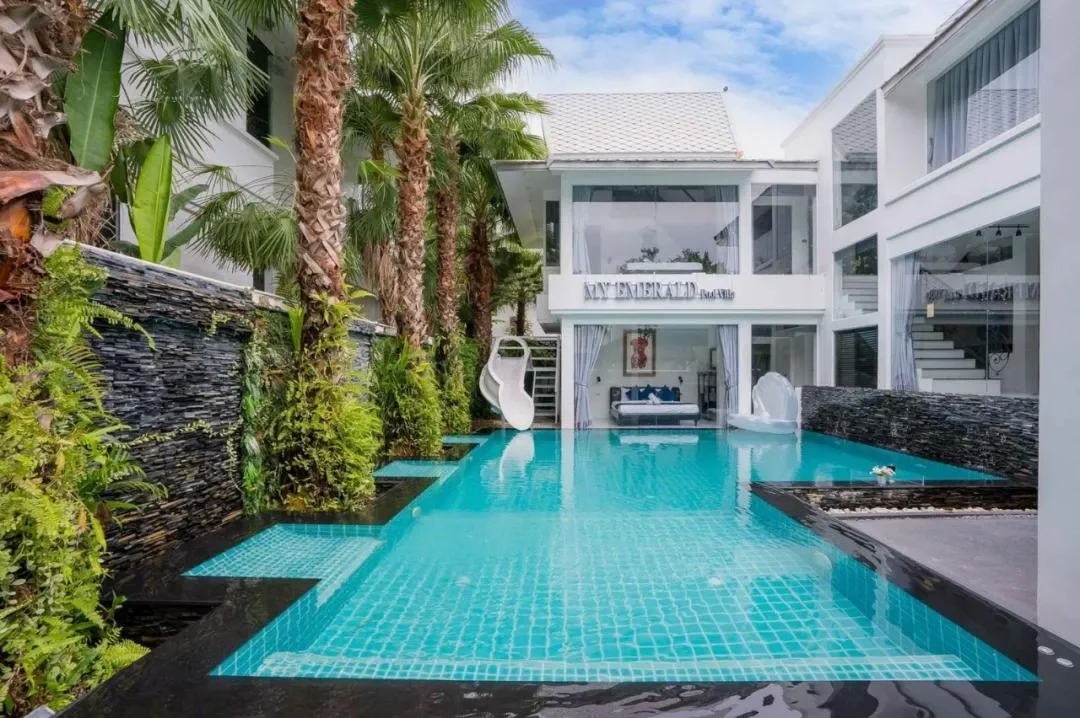MY EMERALD Pool Villa Pattaya Pattaya Up to 30 guests
