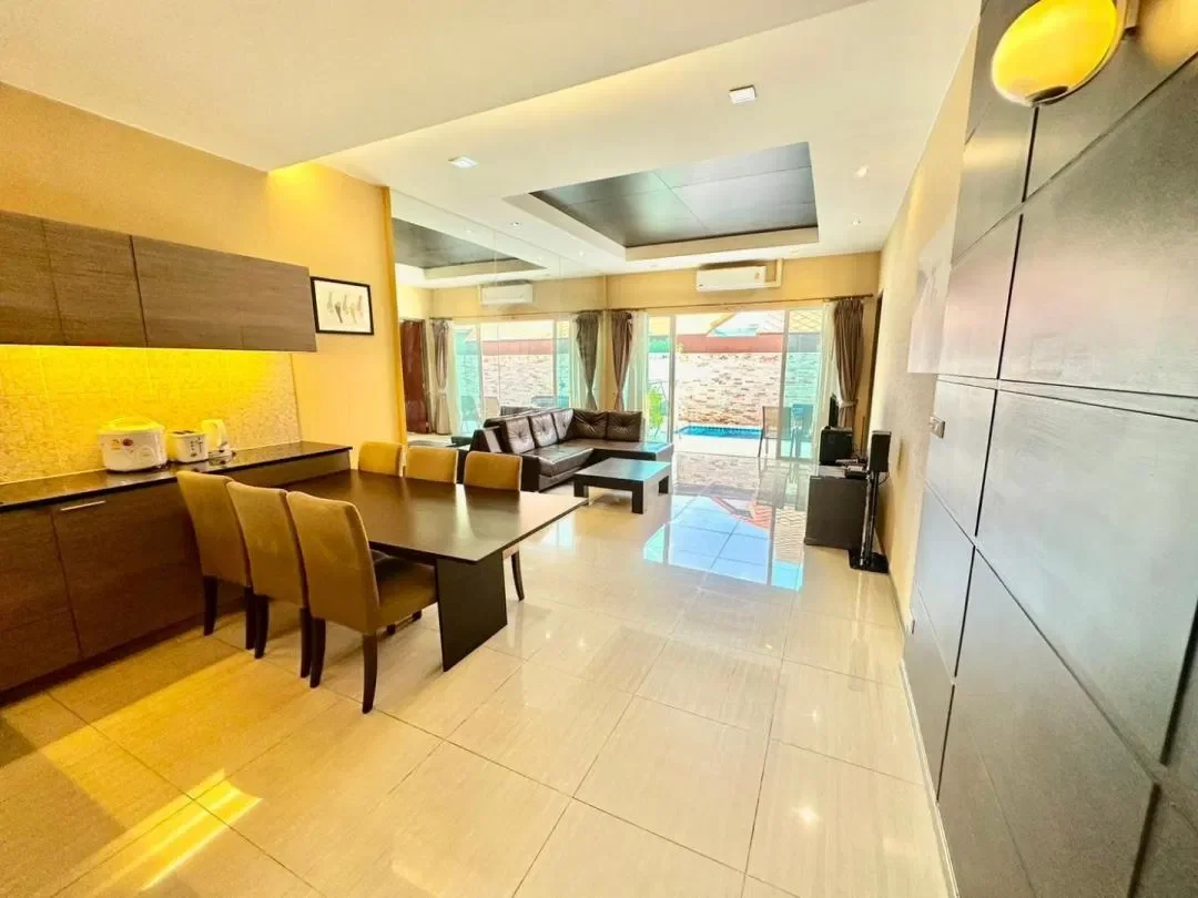 Home Hug Pool Villa Pattaya2 รูปที่ 12