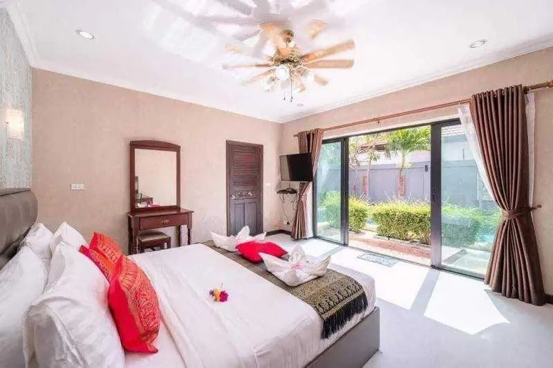 Mayfair รูปที่ 5