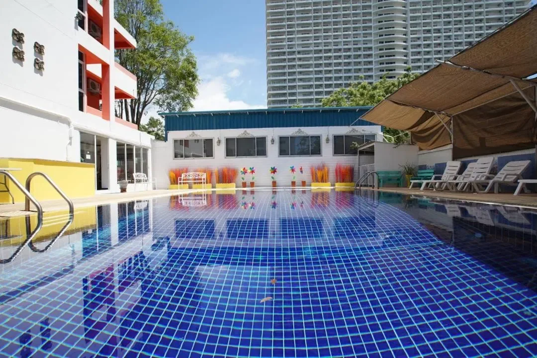 Beery nearly beach รูปที่ 21