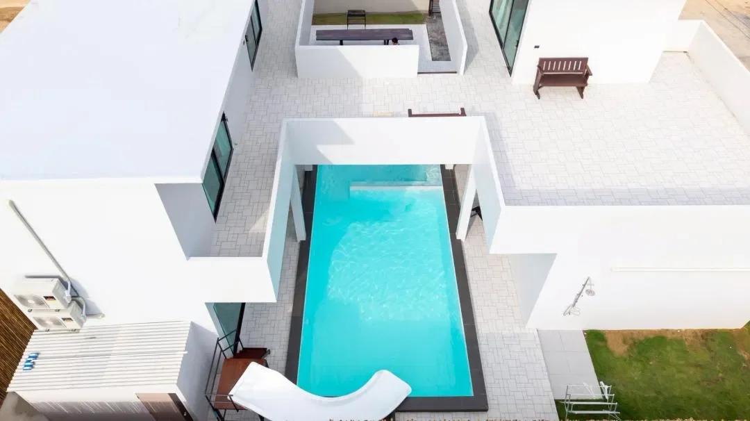 Heaven Space Pool Villa Pattaya สัตหีบ สูงสุด 25 คน