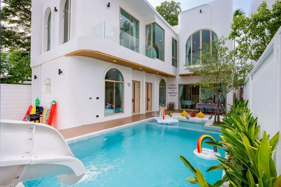 Your Noble pool villa พัทยา สูงสุด 20 คน