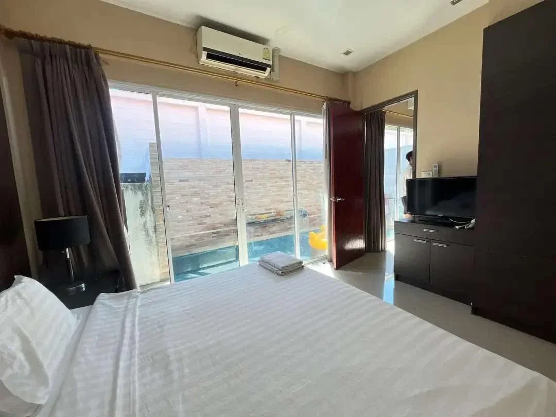 Home Hug Pool Villa Pattaya (B20) รูปที่ 4