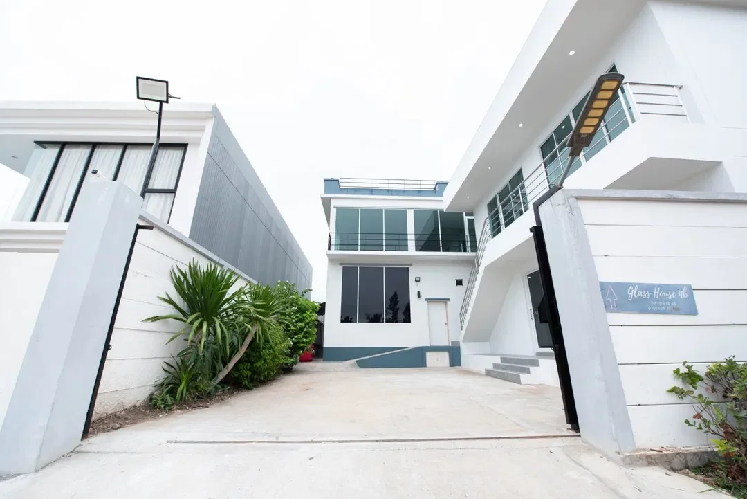 Glass House B8 รูปที่ 23