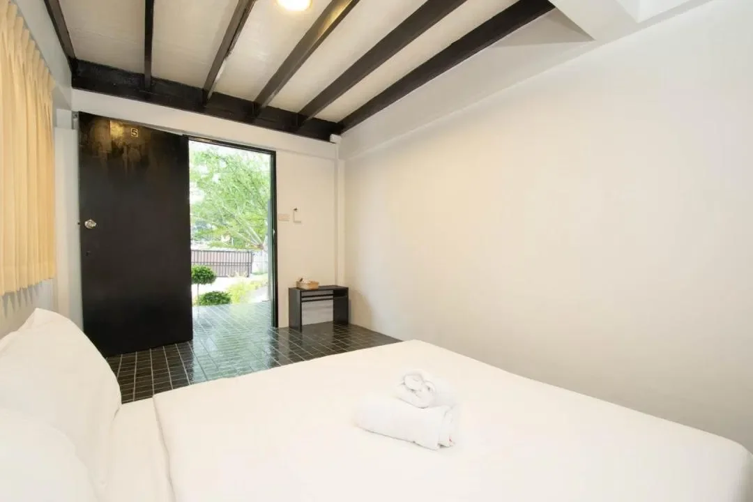 SAGA POOL HOUSE รูปที่ 17