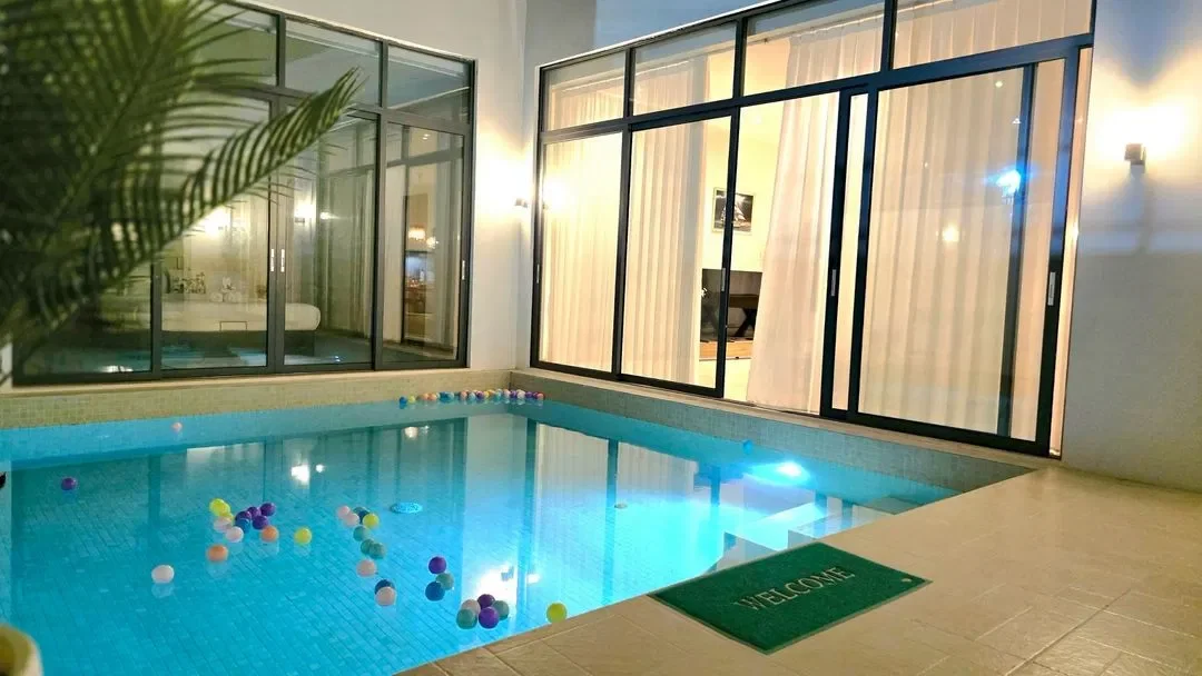 Quint pool villa (Q4) พัทยา สูงสุด 15 คน