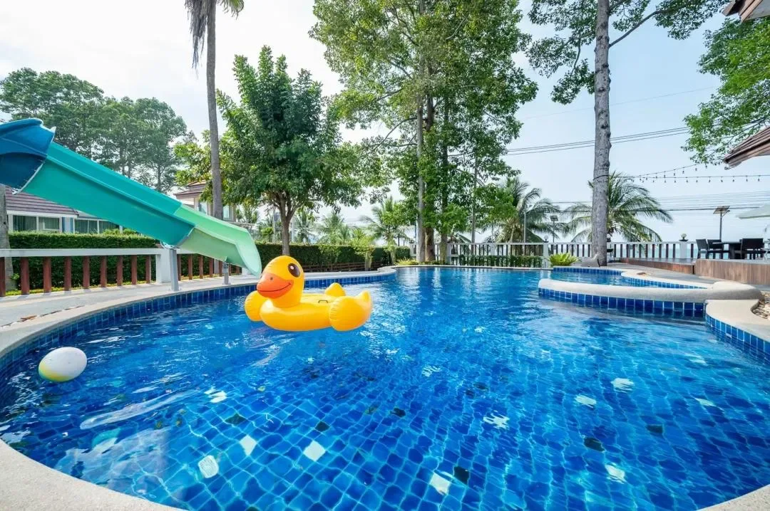 RimLay Beachfront Pool Villa รูปที่ 19