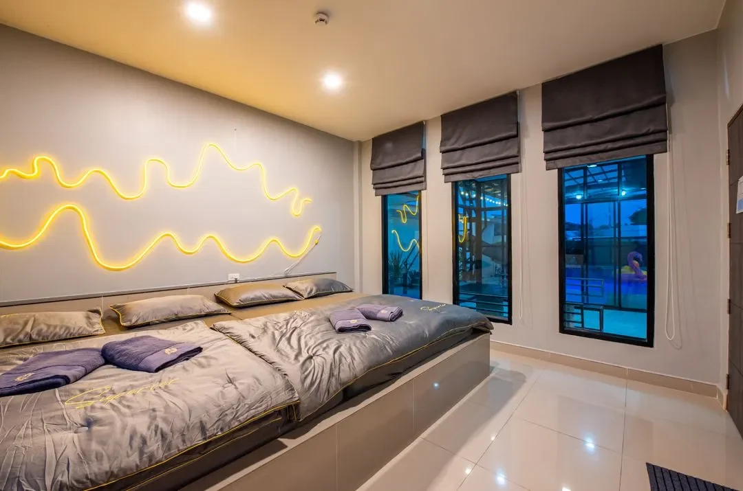 World space No.2 รูปที่ 22