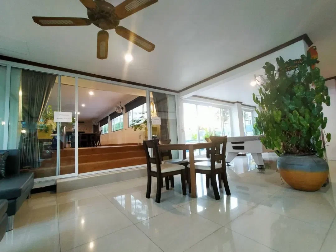 Beery nearly beach รูปที่ 28