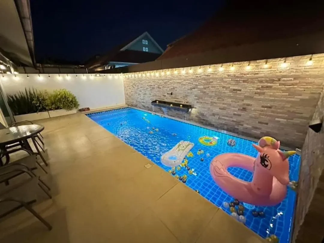 Home Hug Pool Villa Pattaya2 รูปที่ 11