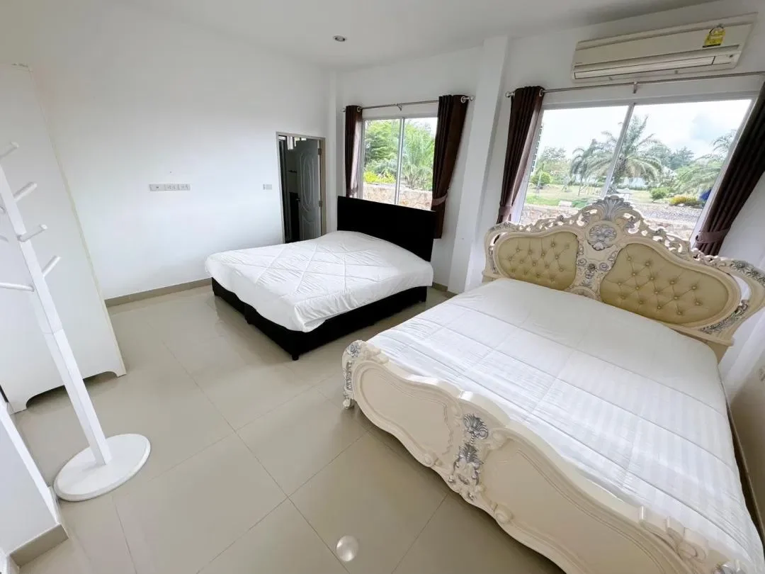A place รูปที่ 4