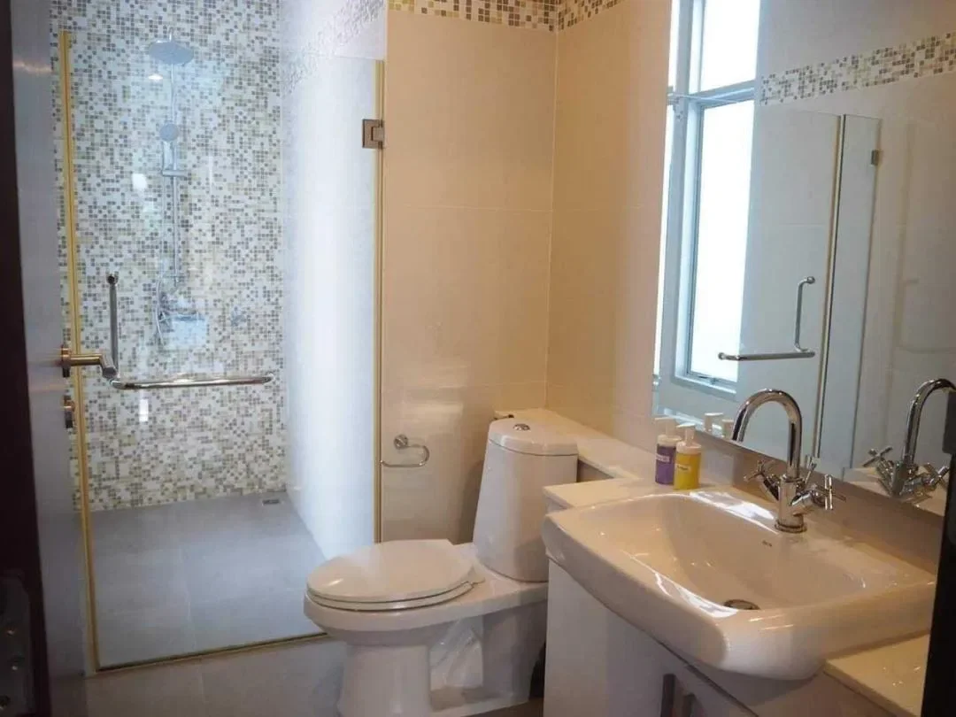 บ้าน glass 3 ห้องนอน Nagawari รูปที่ 3