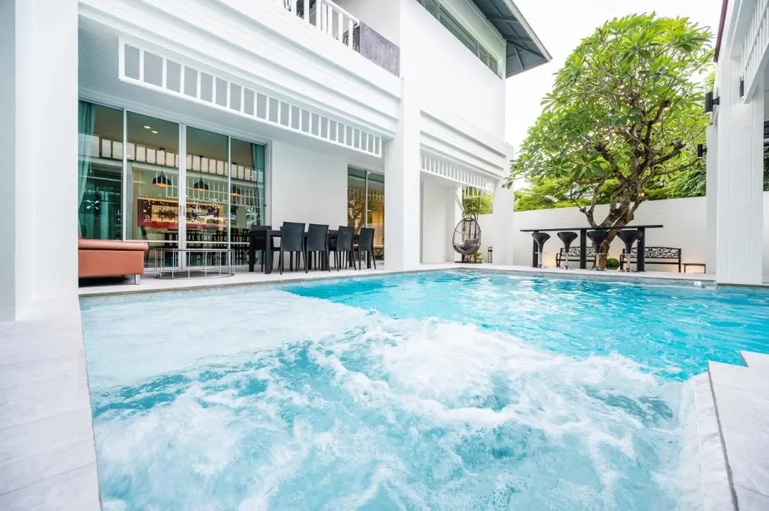 Magenta Grand Pattaya Up to 25 guests