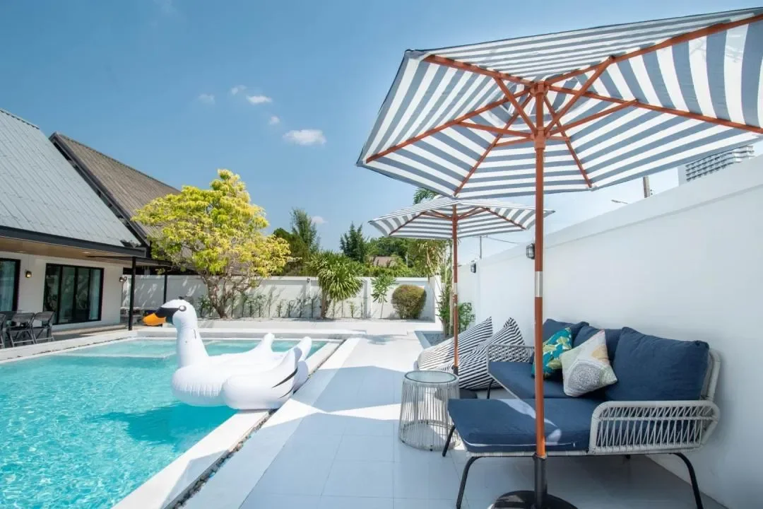 Beach point รูปที่ 16