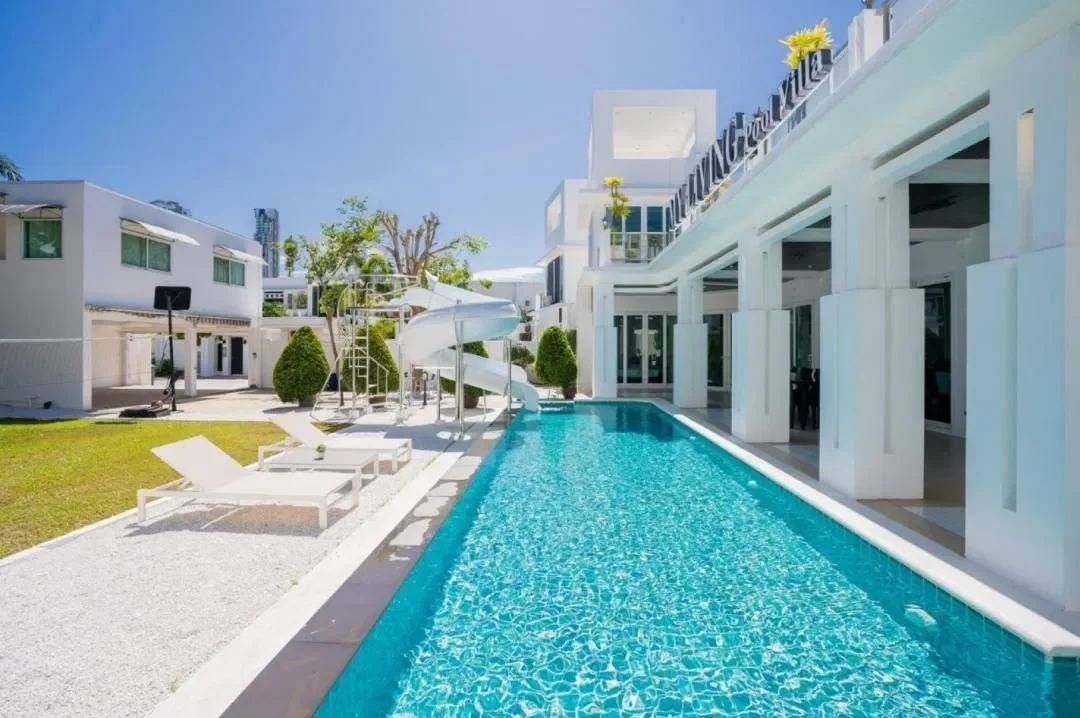 MY LIVING Pool Villa Pattaya Pattaya Up to 25 guests