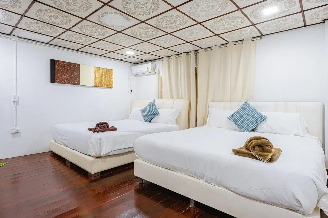 White Beach รูปที่ 28