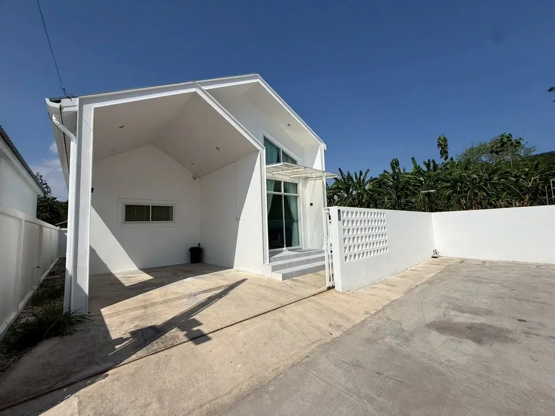 Bang Slay House photo 26