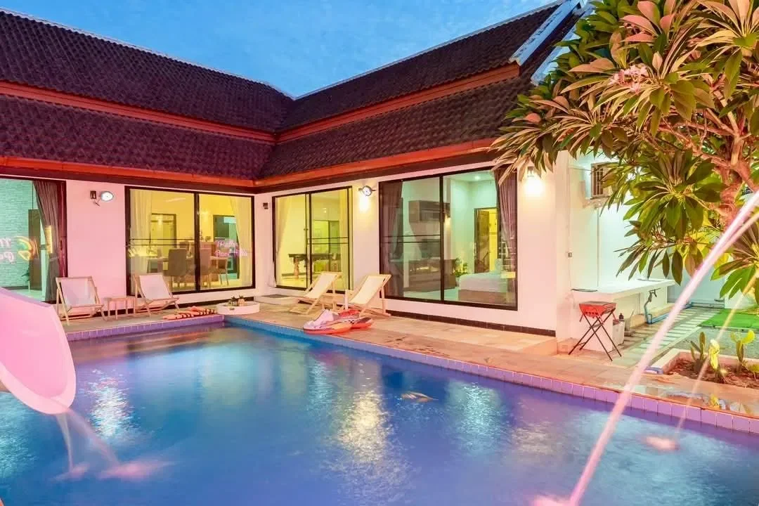 Mello pool villa A2 พัทยา สูงสุด 12 คน