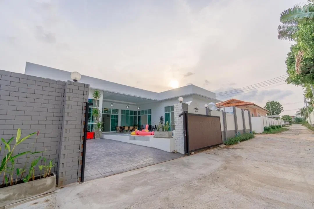 Vartika Poolvilla Pattaya รูปที่ 32