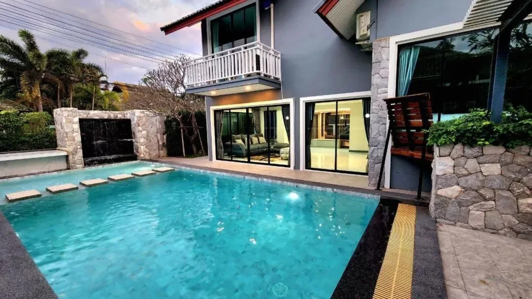 I am pool villa pattaya no.11 พัทยา สูงสุด 8 คน