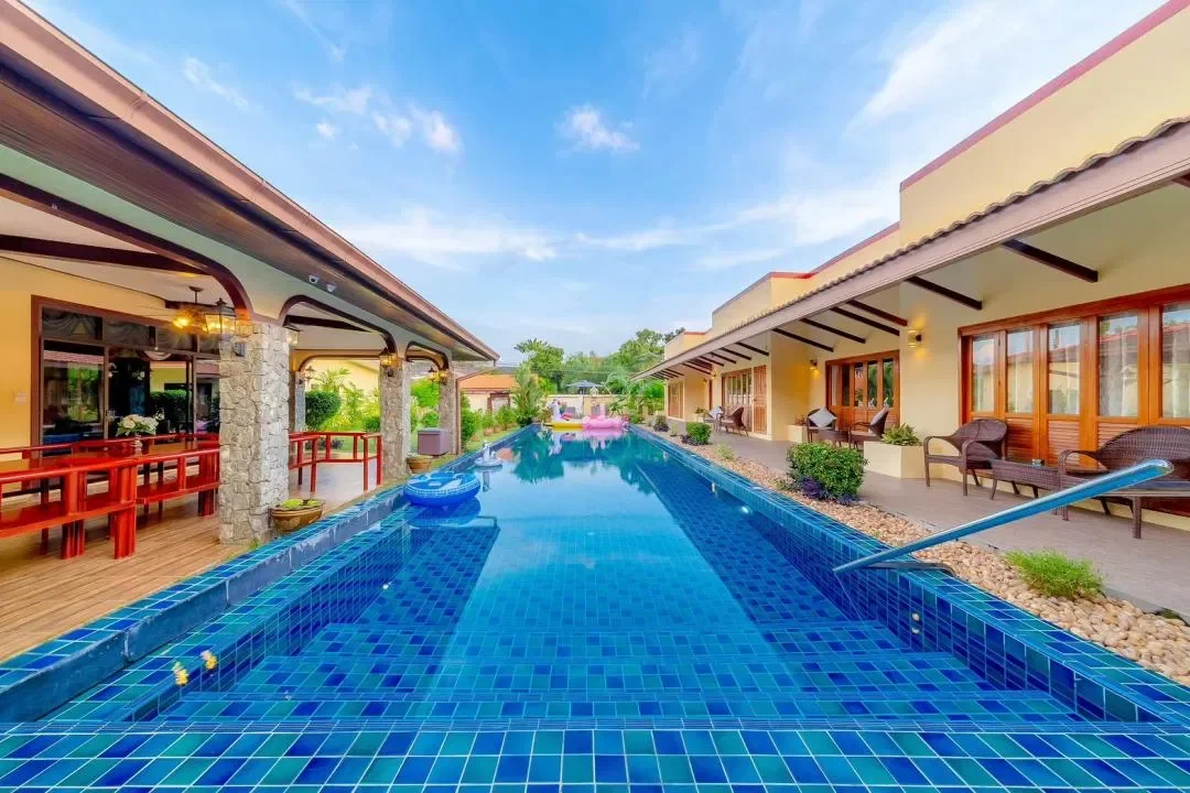 Pool Star พัทยา สูงสุด 20 คน