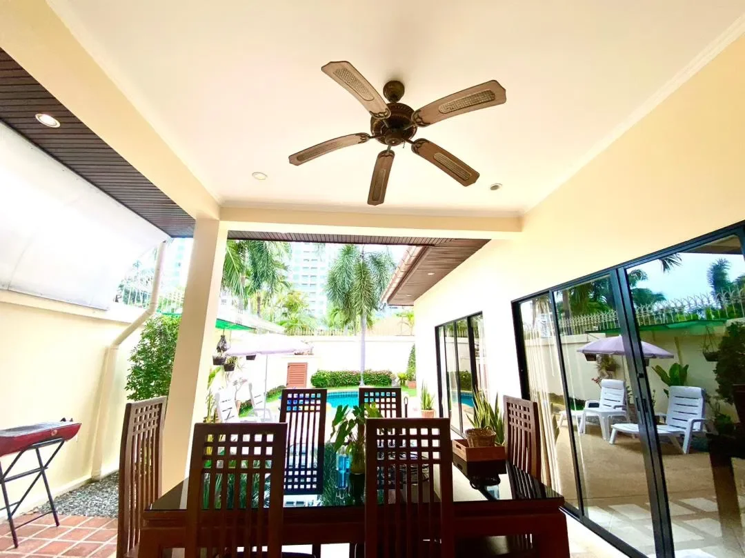 MJ22 Majestic Residence Poolvillas Pattaya รูปที่ 9