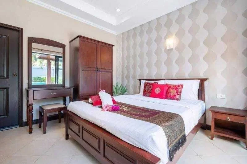Mayfair รูปที่ 2
