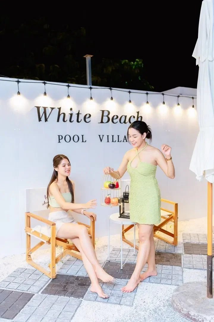 White Beach รูปที่ 20