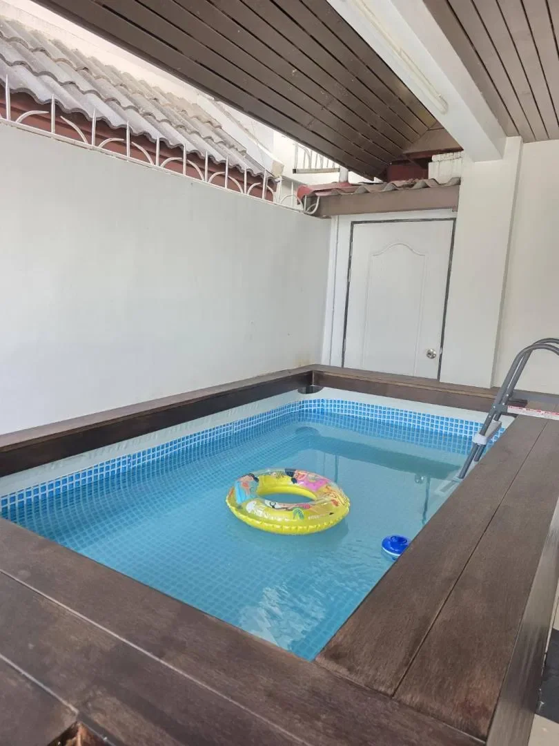 Sugar Beach Villa 2 บางแสน สูงสุด 15 คน