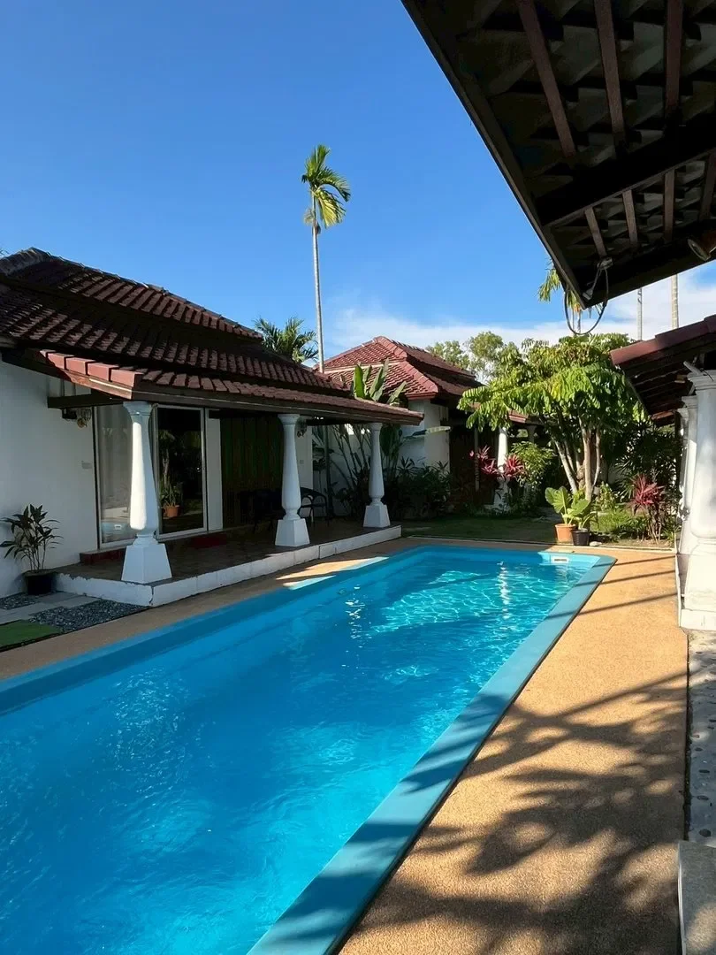 Excellence pool villa พัทยา สูงสุด 27 คน