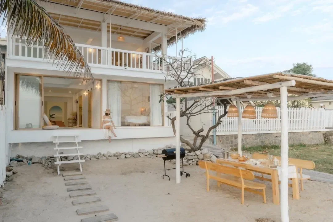 Stories stay pool villa เขาเต่า(หัวหิน) หัวหิน สูงสุด 8 คน