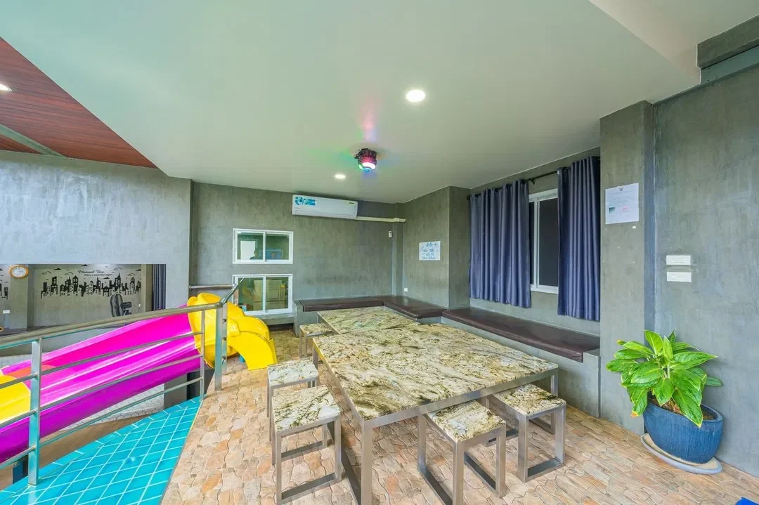 Glass House B8 รูปที่ 25