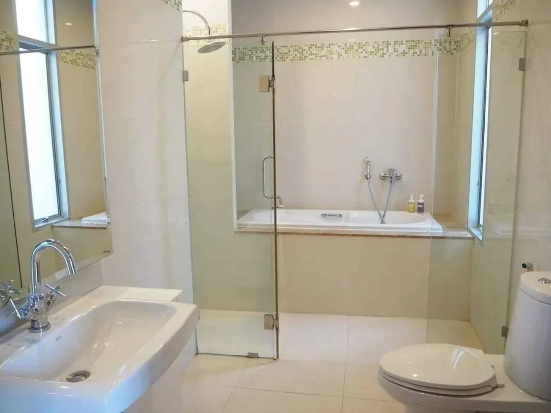 บ้าน glass 3 ห้องนอน Nagawari รูปที่ 2