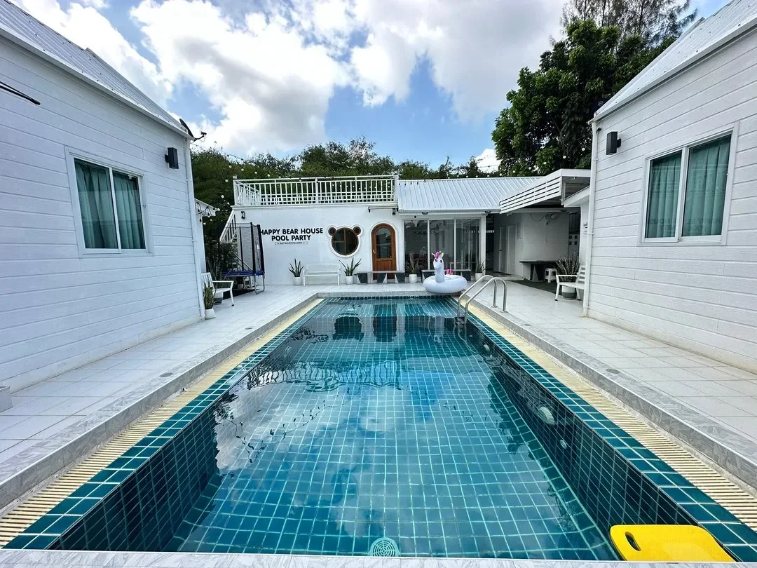 Happy Bear House Pool Party รูปที่ 14