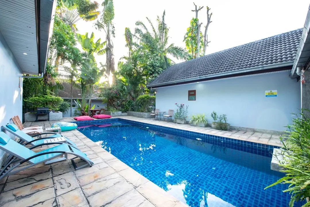 Pool house Deluxe พัทยา สูงสุด 15 คน