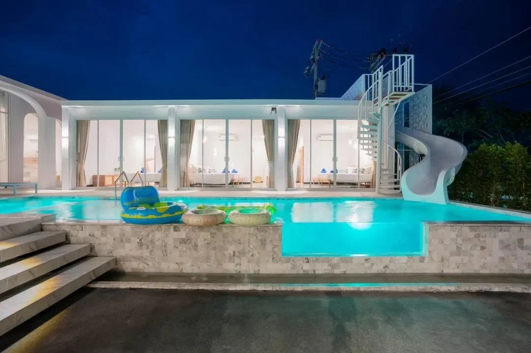 MIAMI รูปที่ 16