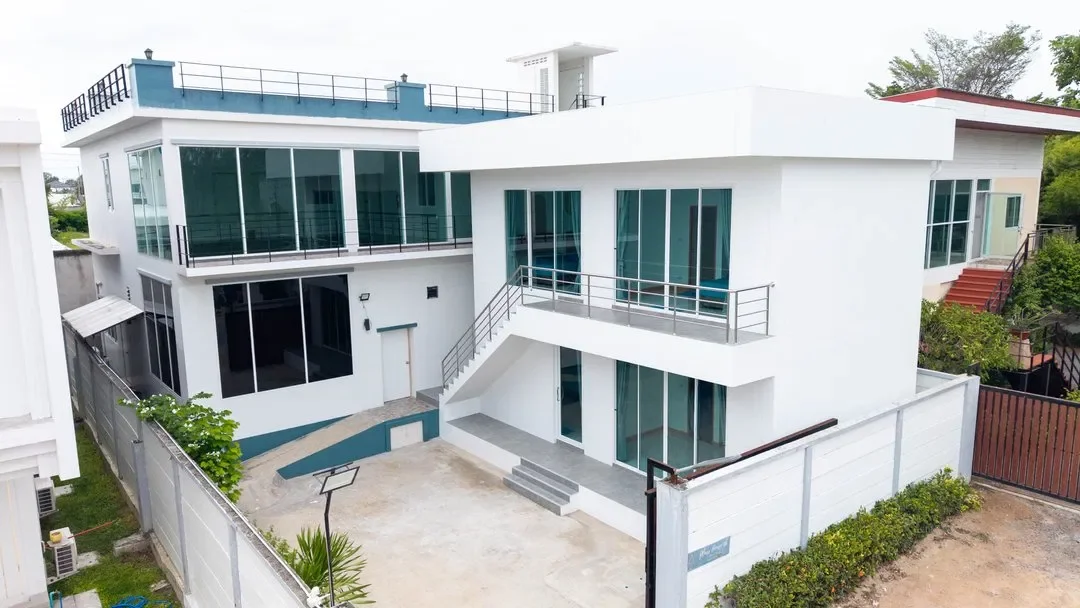 Glass House B8 รูปที่ 24