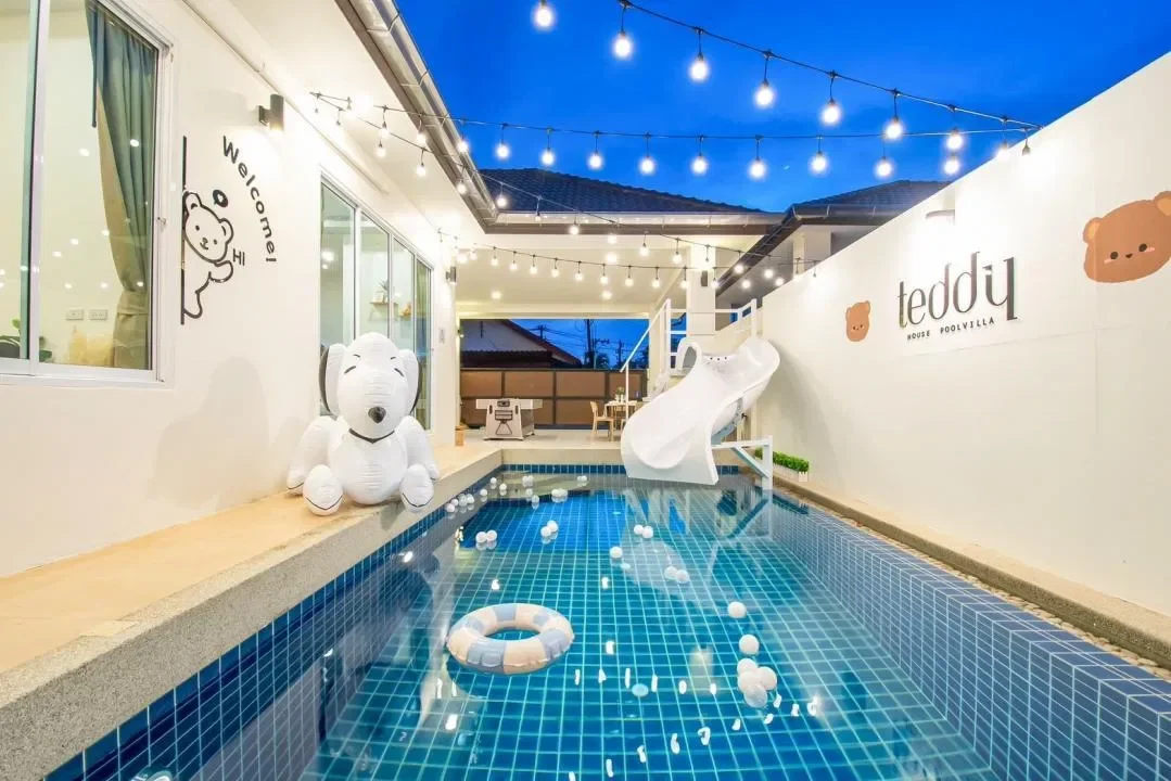 Teddy house poolvilla พัทยา สูงสุด 12 คน