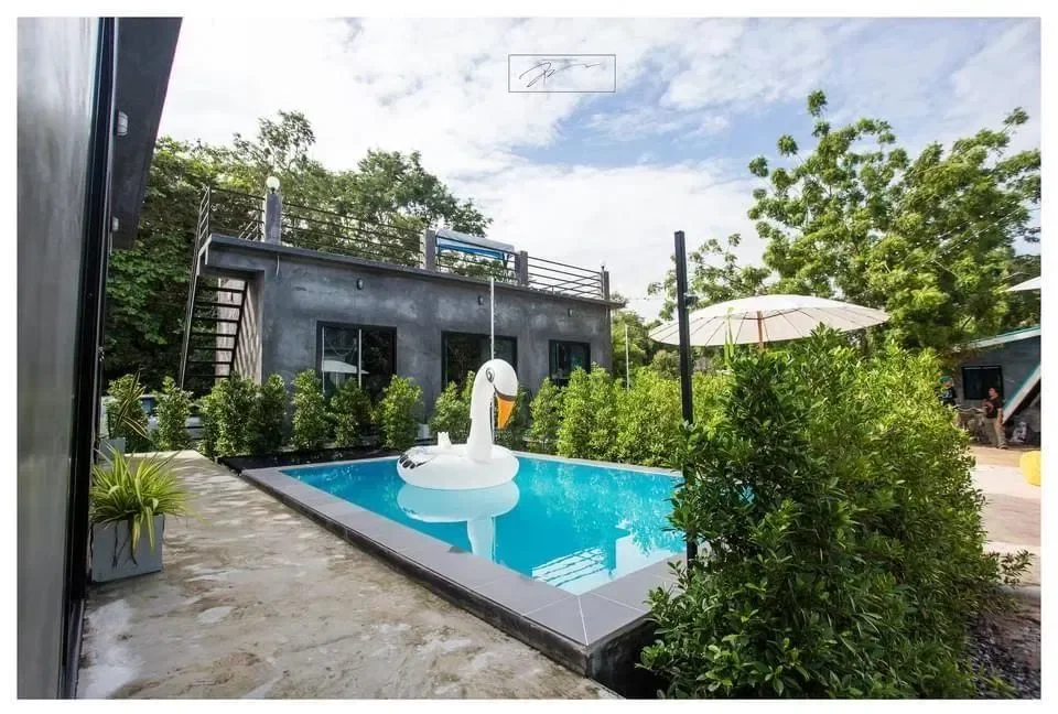 บ้าน Na Rayong Poolvillas 8 ระยอง สูงสุด 24 คน