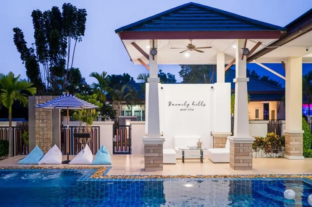 Beverly Hills รูปที่ 17