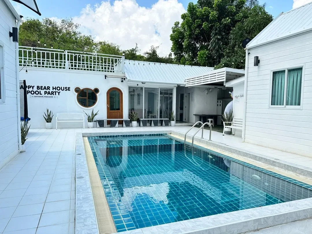 Happy Bear House Pool Party สัตหีบ สูงสุด 12 คน
