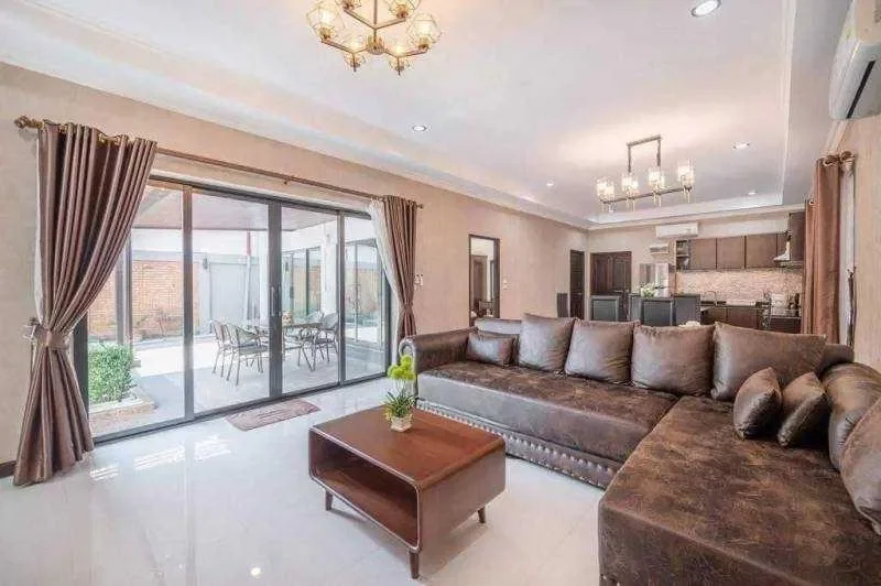 Mayfair รูปที่ 15