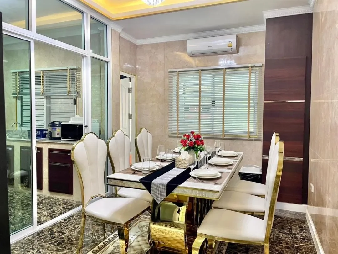 Versace Poolvilla รูปที่ 29