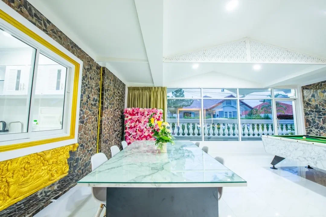 White House Pool Villa (บางเสร่) รูปที่ 12