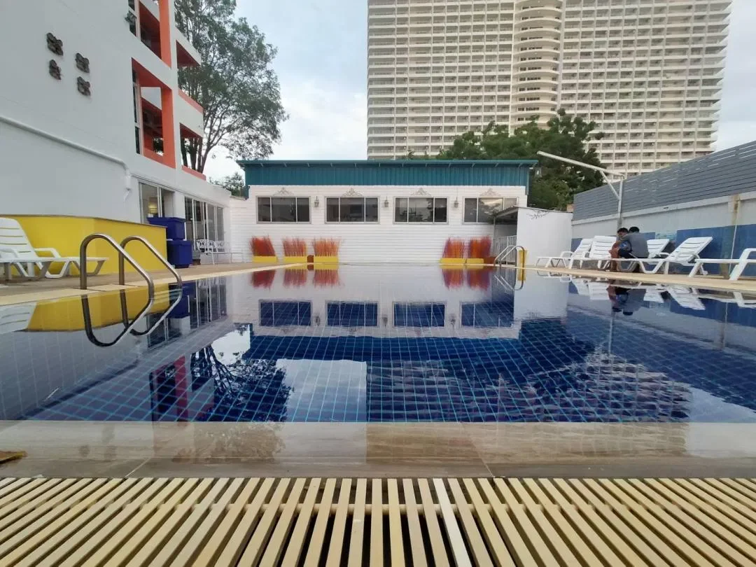 Beery nearly beach รูปที่ 17