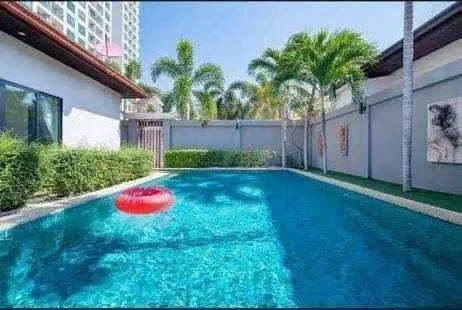 Mayfair รูปที่ 12