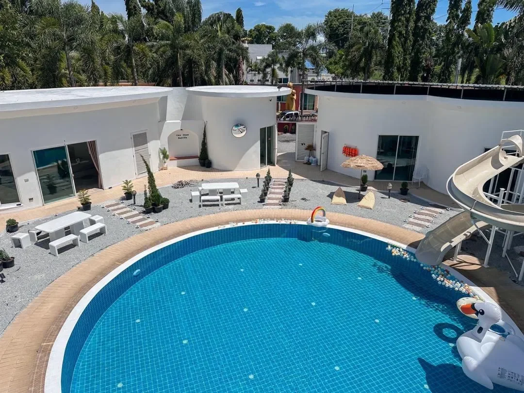 CAVE HOUSE POOLVILLA พัทยา สูงสุด 40 คน
