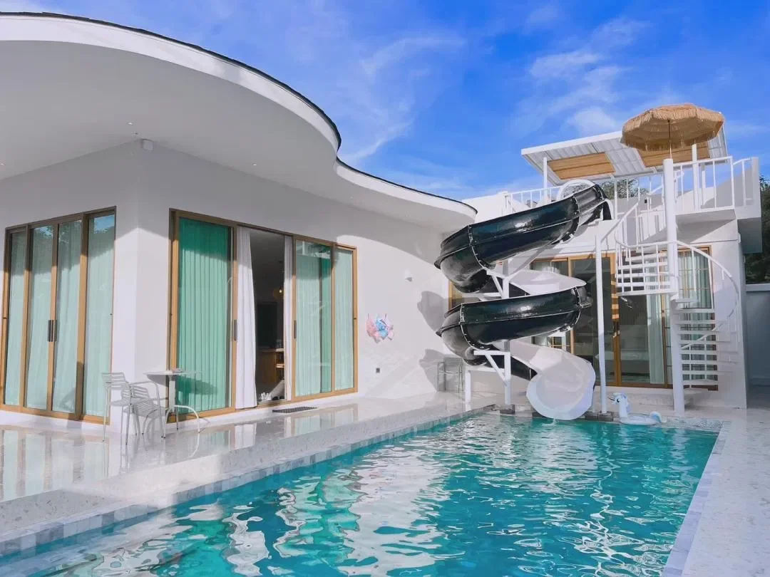 PNT LUXURY JOMTIEN พัทยา สูงสุด 14 คน